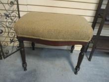 Cushioned Boudier Bench