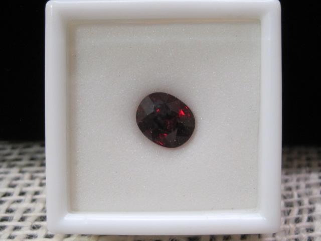 4 ct. Garnet Gem Stone