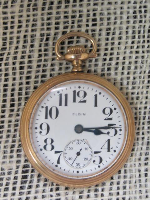 Elgin 17 Jewels Pocket Watch