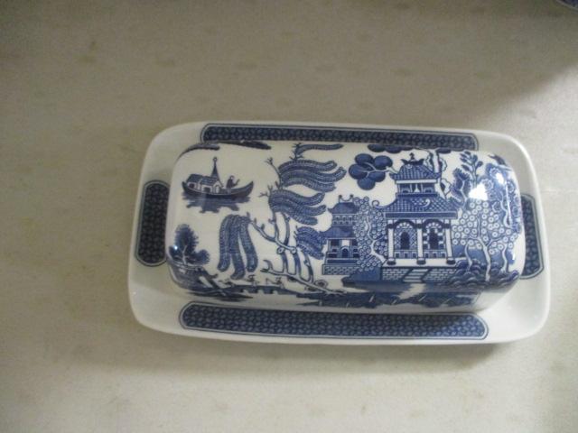 43 Pieces Johnson Bros. and Churchill "Blue Willow" China