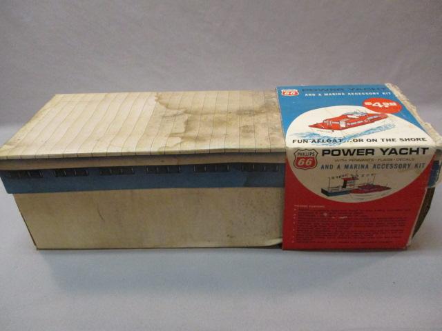 Phillips 66 Power Yacht & Marina Accessory Kit w/Original Box