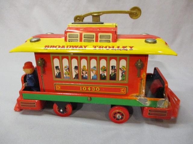 Vintage Tinkling Trolley With Original Box Battery Operated 13" x 7"