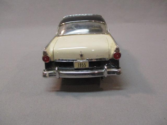 1993 Danbury Mint 1955 Ford Fairlane Crown Victoria Diecast Car