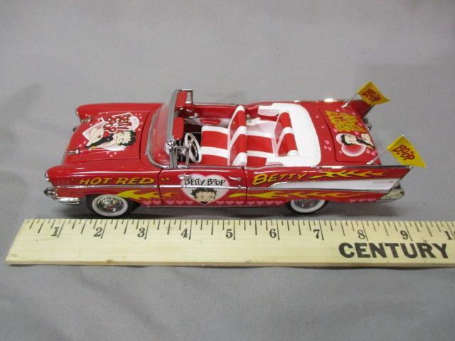 1999 Danbury Mint Betty Boop Classic 1957 Chevrolet Belair Diecast Car w/ Betty Boop, Bimbo, Puday