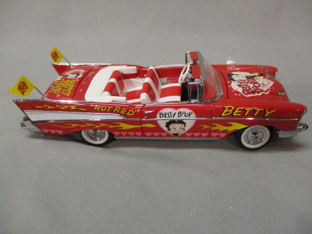 1999 Danbury Mint Betty Boop Classic 1957 Chevrolet Belair Diecast Car w/ Betty Boop, Bimbo, Puday