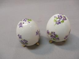 Vintage Enesco Egg Shaped Salt & Pepper Shakers 3"