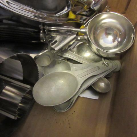 Grouping of Kitchen Utensils-Aluminum Measuring Spoons, Mushroom Shakers,