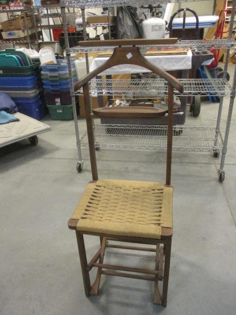 Valet Stand w/Woven Seat