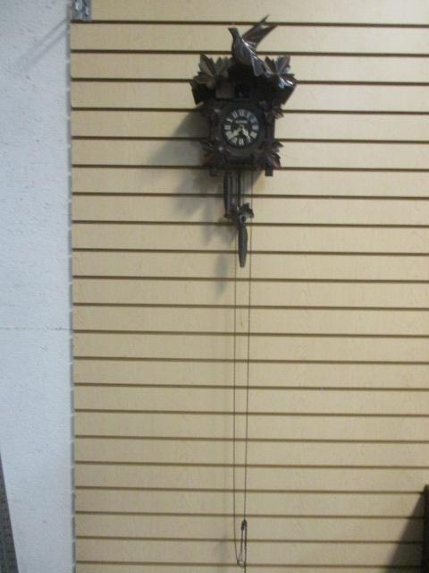 Hi Ken Clock Mfg. Cp. Cuckoo Clock