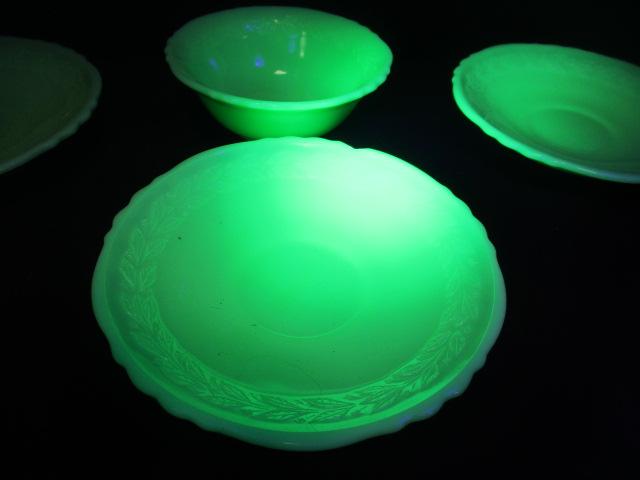 1940's McKee Jadeite Uranium Fruit Bowl and Saucers