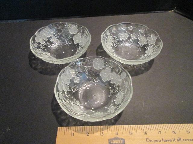 Snack Plates, Salt/Pepper Shakers, Divided Tray, Bowls