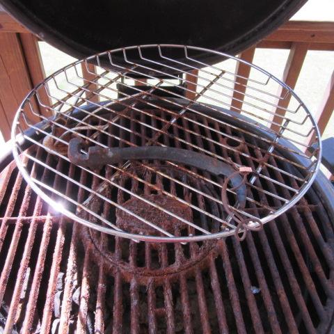 Char-Griller Egg Smoker