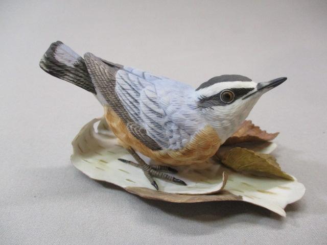 Vintage Lenox "Red-breasted Nuthatch"  Fine Porcelain Bird Figurine  4 1/2" x  2"