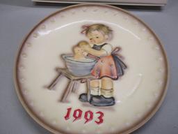 1993 23rd Edition MJ Hummel Annual Plate 7 1/2" w/Original Box