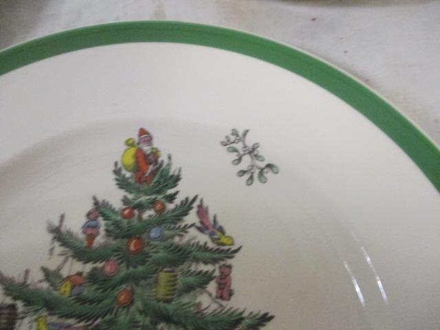 Spode 'Christmas Tree' Plates (6-8" & 1-10 1/2")