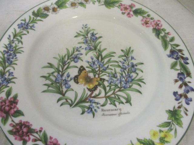 Royal Worcester Plates (2) 10" & Bowls (2) 6 1/2"