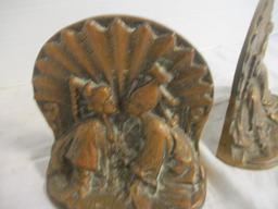 Bronze Bookends 'Kissing Asian Couple'