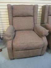 King Hickory Manual Recliner w/tweed upholstery