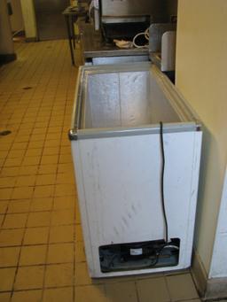 Italian ice freezer