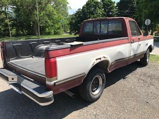 1990 Ford pickup truck