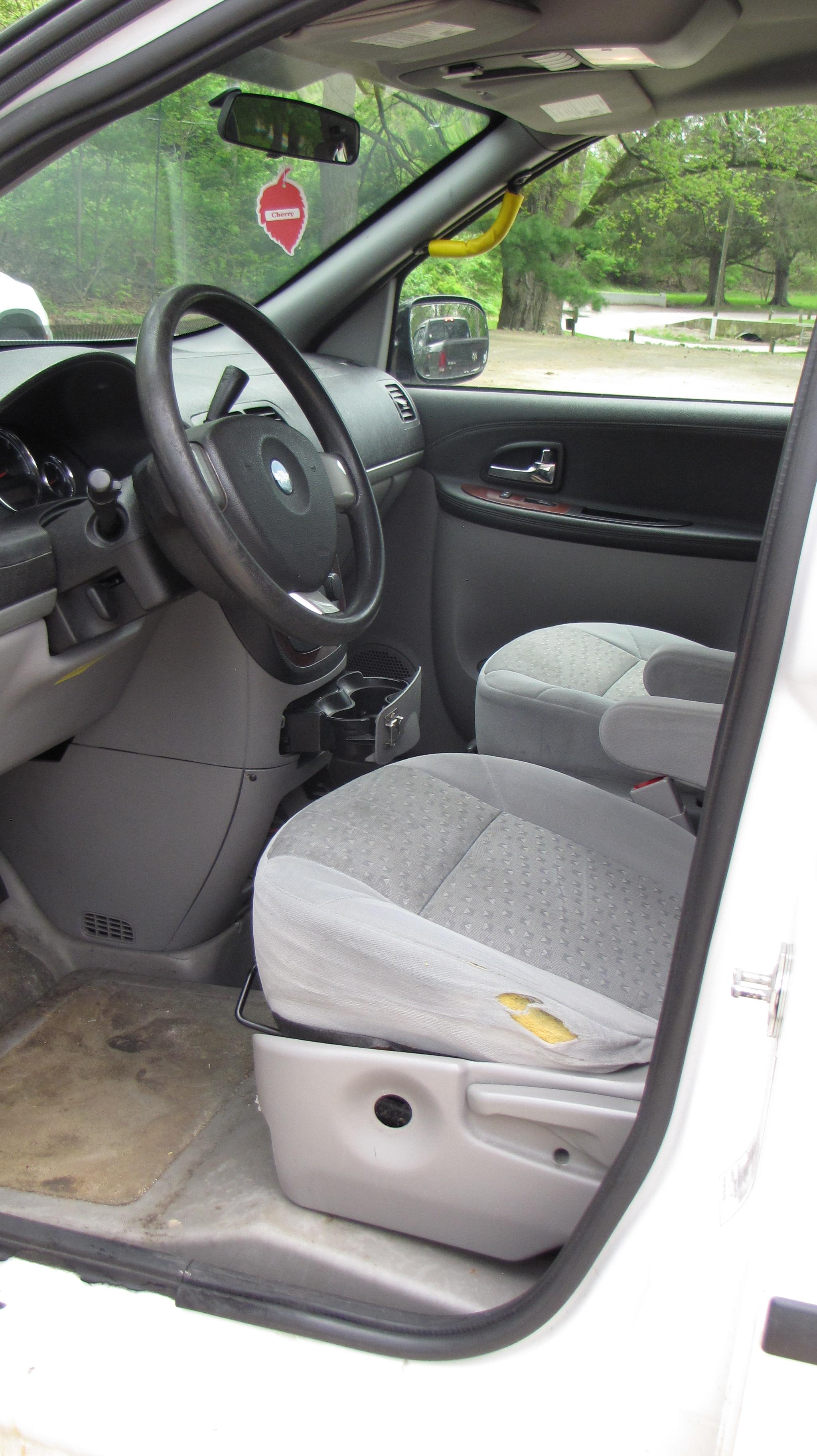 2008 GM Uplander handicapped accessible van