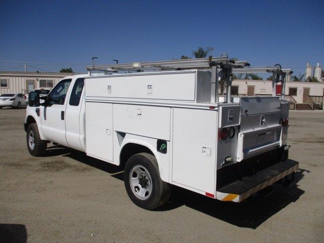 2008 Ford F350 Extended-Cab Utility Truck,