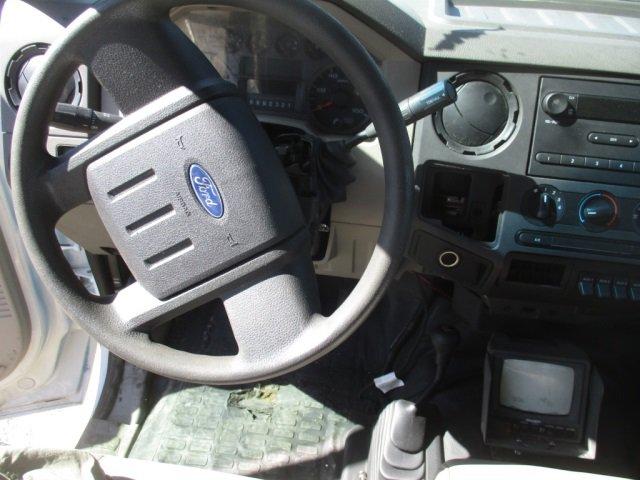 2008 Ford F350 Extended-Cab Utility Truck,