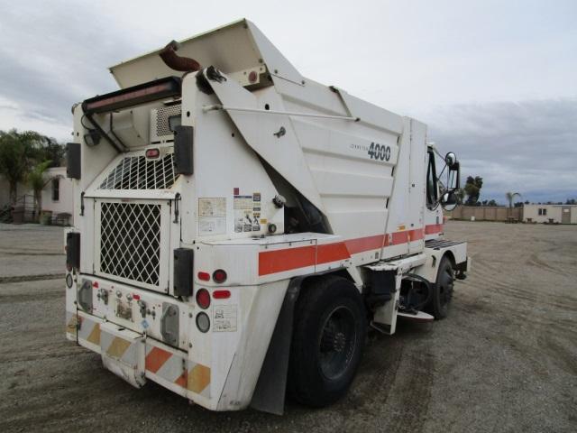 2006 Johnston 4000 S/A Sweeper Truck,