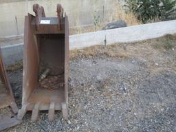 18" Backhoe Tooth Bucket