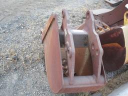 18" Backhoe Tooth Bucket