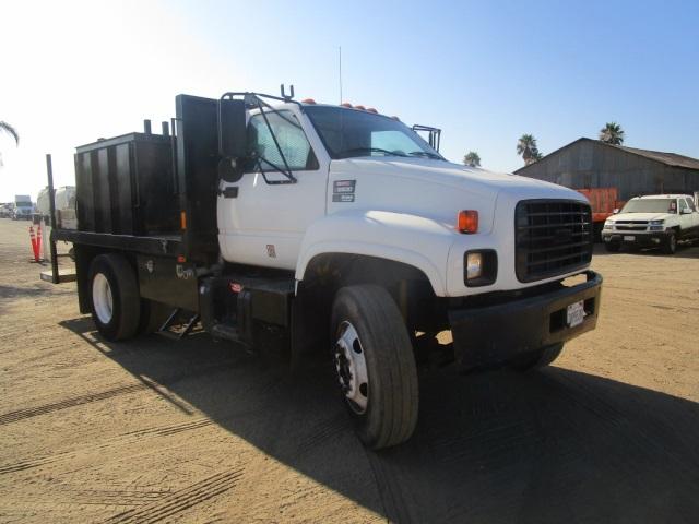 2002 GMC C6500 S/A Flatbed Truck,