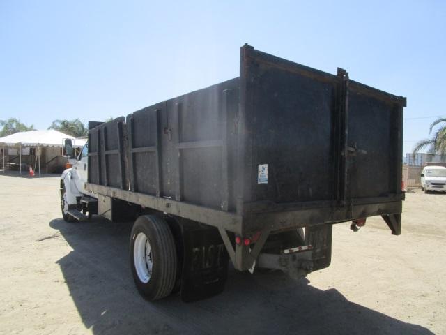 2005 Ford F650XL Extra-Cab S/A Flatbed Dump Truck,