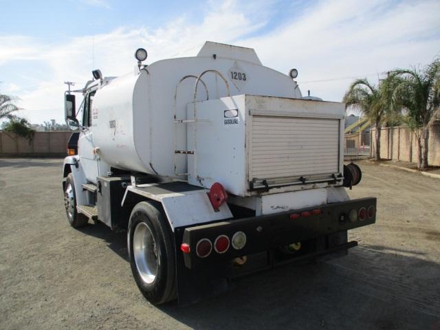 Freightliner FL70 S/A Fuel Truck,