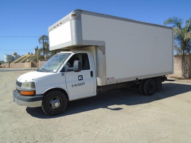 2011 Chevrolet Express 3500 S/A Box Truck,