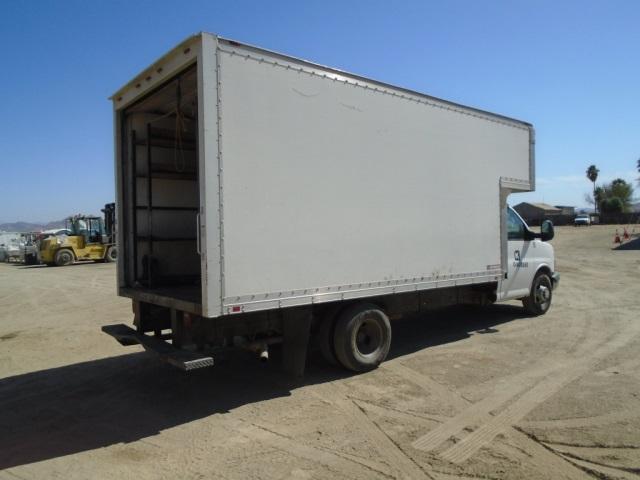 2011 Chevrolet Express 3500 S/A Box Truck,