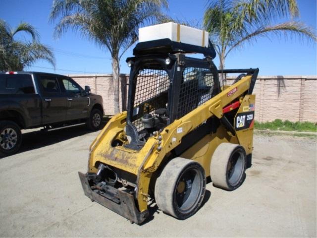 2013 Caterpillar 262D Skid Steer Loader,