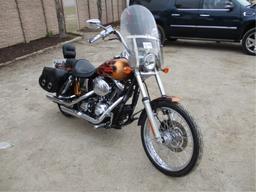 2005 Harley Davidson Dyna Wide Motorcycle,