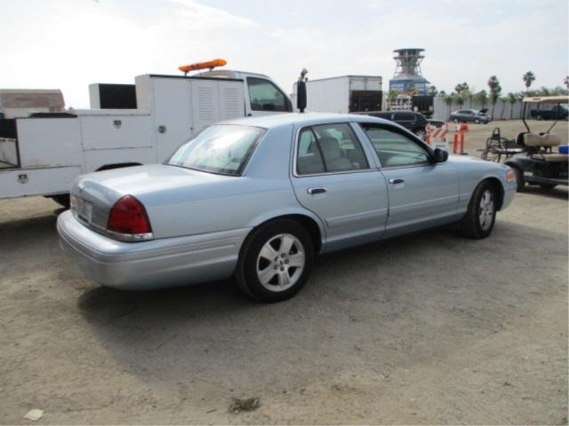 2008 Ford Crown Victoria Sedan,