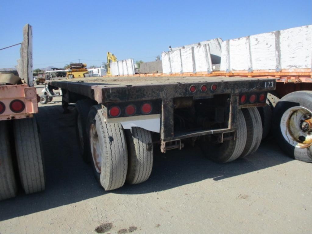 Utility T/A Flatbed Trailer,