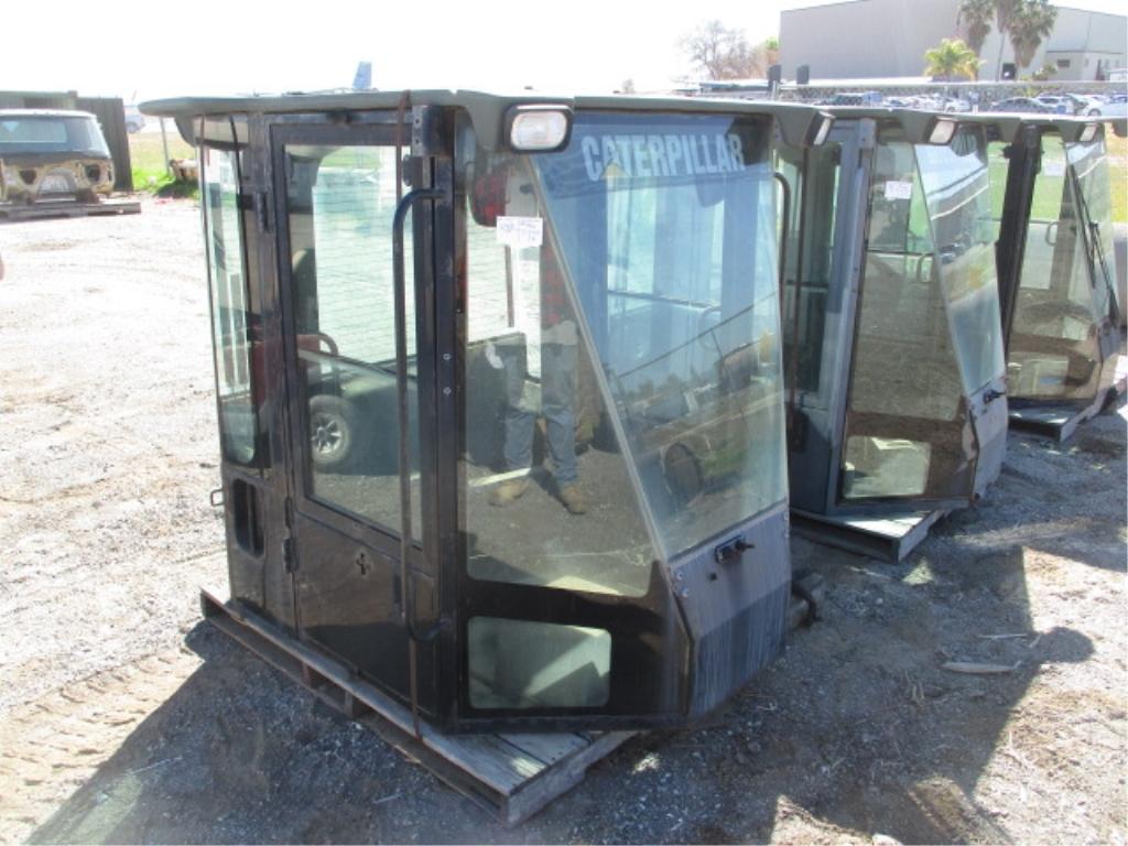 Caterpillar Wheel Loader Cab,