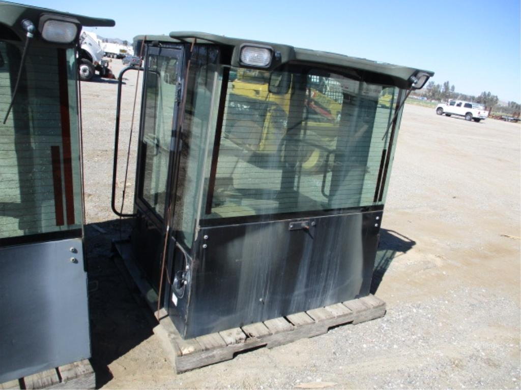 Caterpillar Wheel Loader Cab,