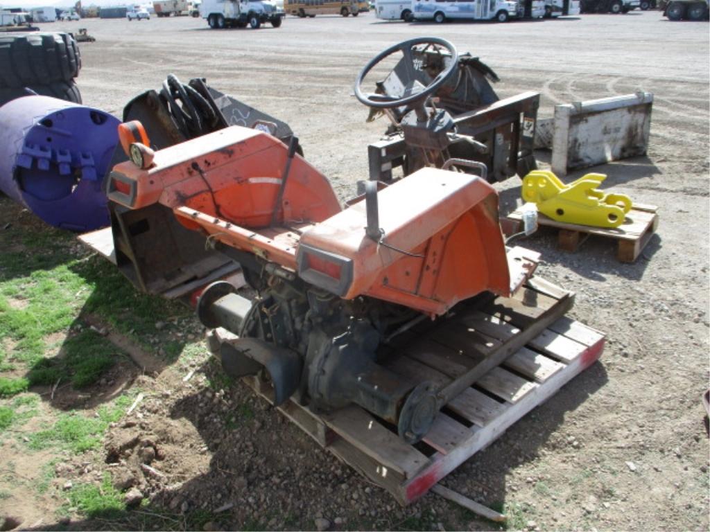 Kubota L2500 Transmission & Rear Axle,