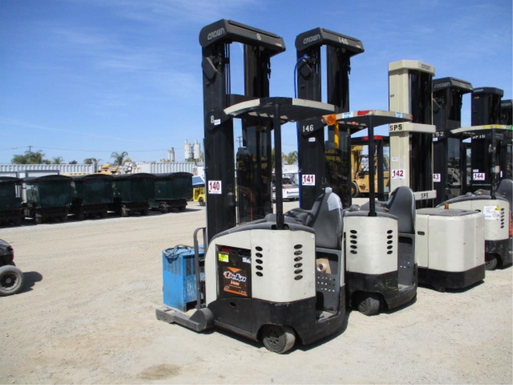 Crown RR5000 Stand-Up Narrow Aisle Forklift,