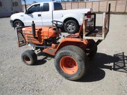 Kubota B6200 Utility Tractor,