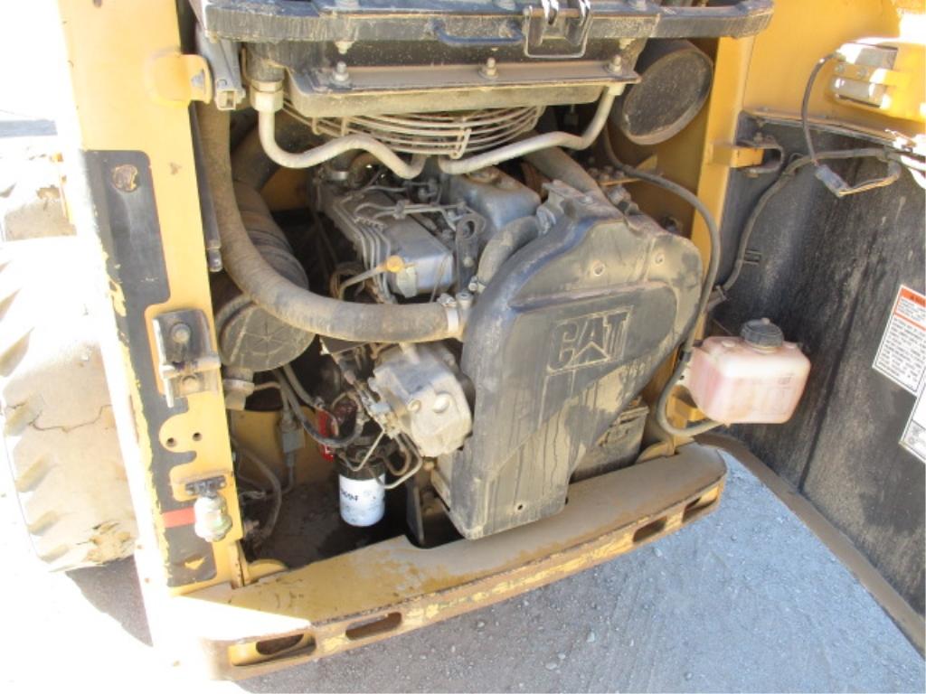 2003 Caterpillar 226 Skid Steer Loader,