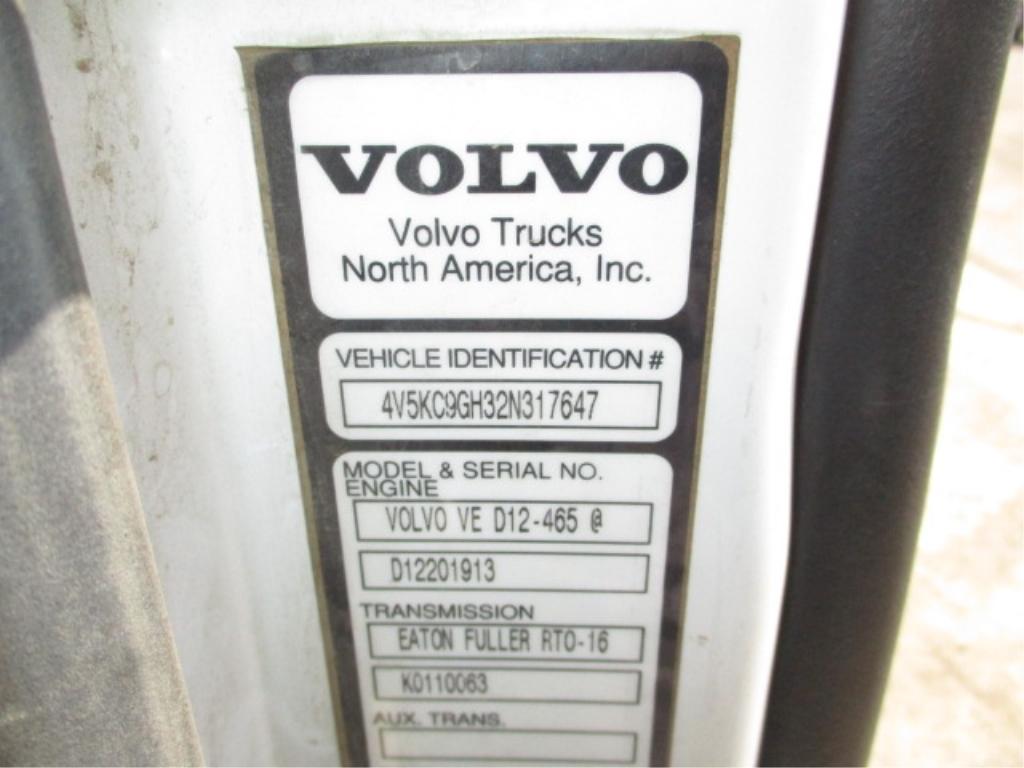 2002 Volvo VND T/A Dump Truck,