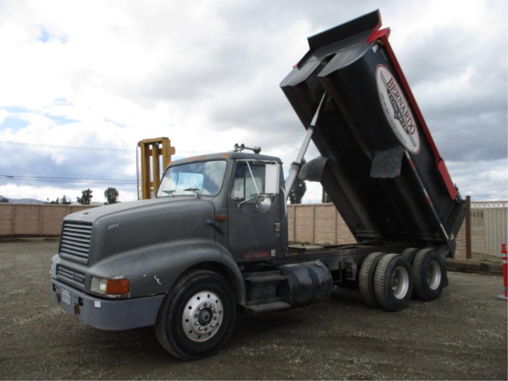 International 8200 T/A Dump Truck,