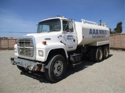 Ford L8000 T/A Water Truck,