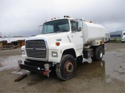 Ford L8000 S/A Water Truck,