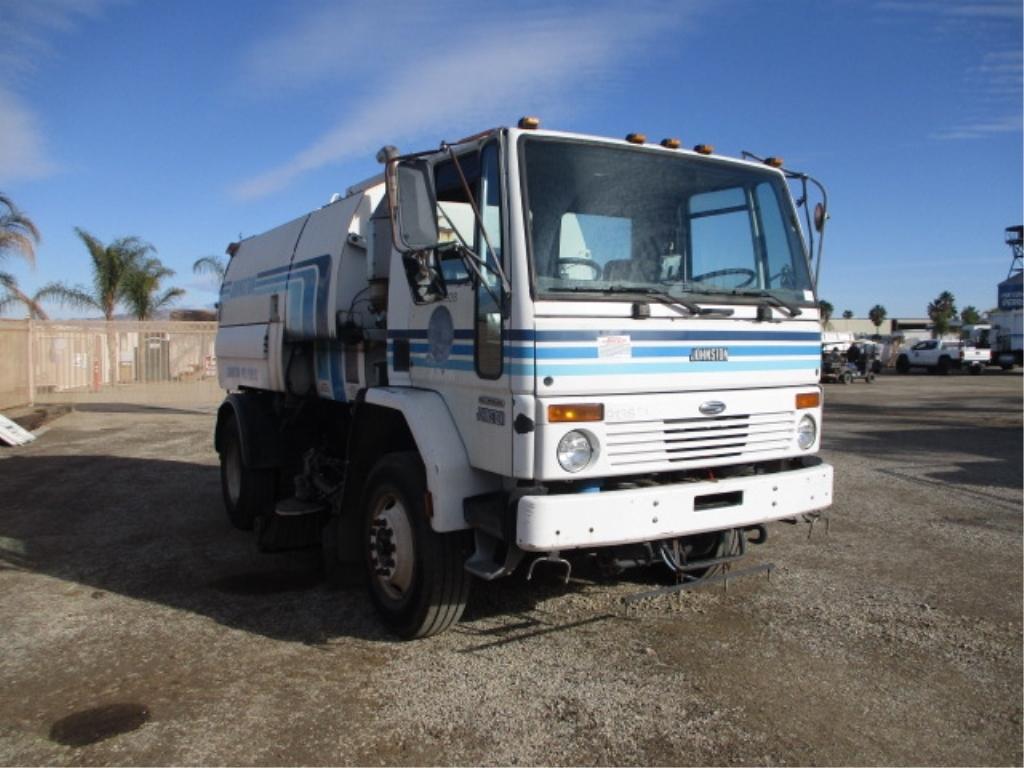 2000 Johnston SC7000 S/A Sweeper Truck,